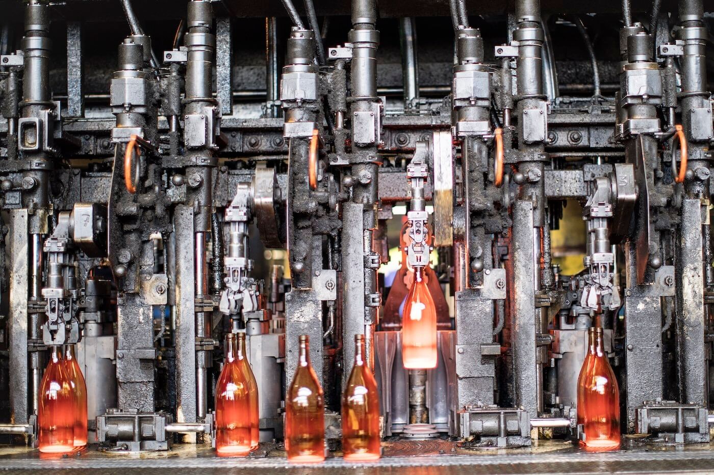 Glassmaking needs lots of heat. Can electric furnaces… | Canary Media
