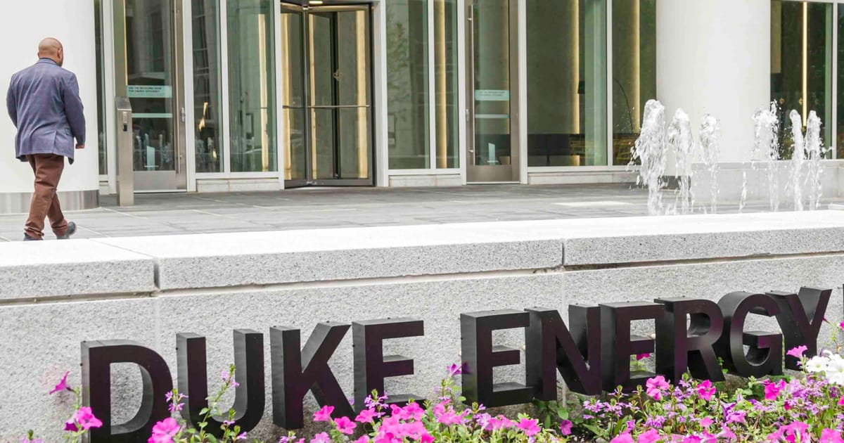 Tæknirísarnir krefjast hreins orku í Norður-Karólínu en Duke Energy dregur fætur