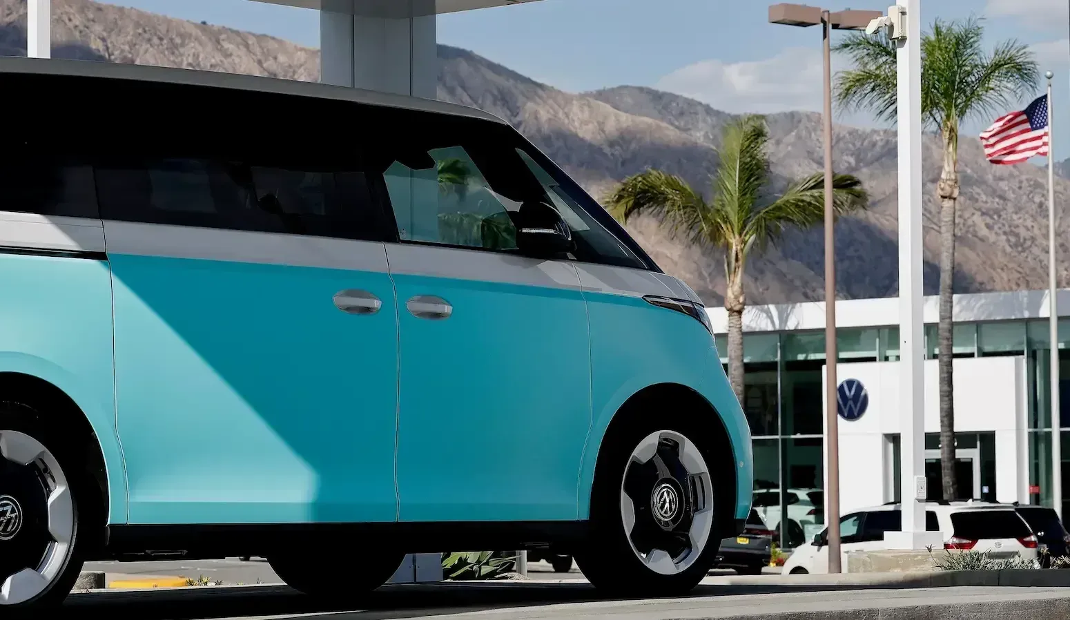 Environmental scientist finds consumers conflate EV production emissions with driving benefits