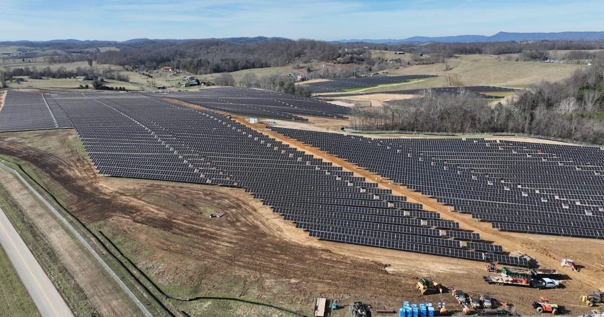 tobacco valley solar We traded green for green.' Controversial array built on Simsbury farmland now producing power Hartford Courant Residents debate Simsbury solar farm